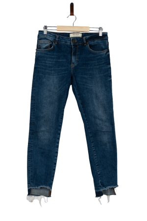 aea10d41f4b57a323f9cce466d046d40.png
