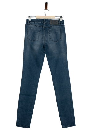 44403f7383018f10933ff69f91775020.png