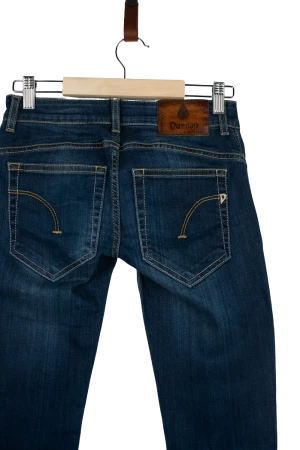 d3069c8509cbd399294c56d1f6c976a7.png
