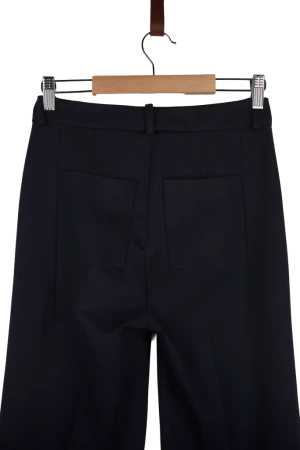 8b3796c7b35ad6ebd274d97ffaa37bc3.png