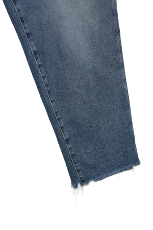 c48ae43e13741300edaadd4f8124eae3.png