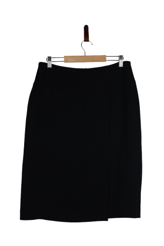 Przejdź do produktu Hugo Boss Black Label piękna spódnica czarna 40 midi stan nowa bez metki