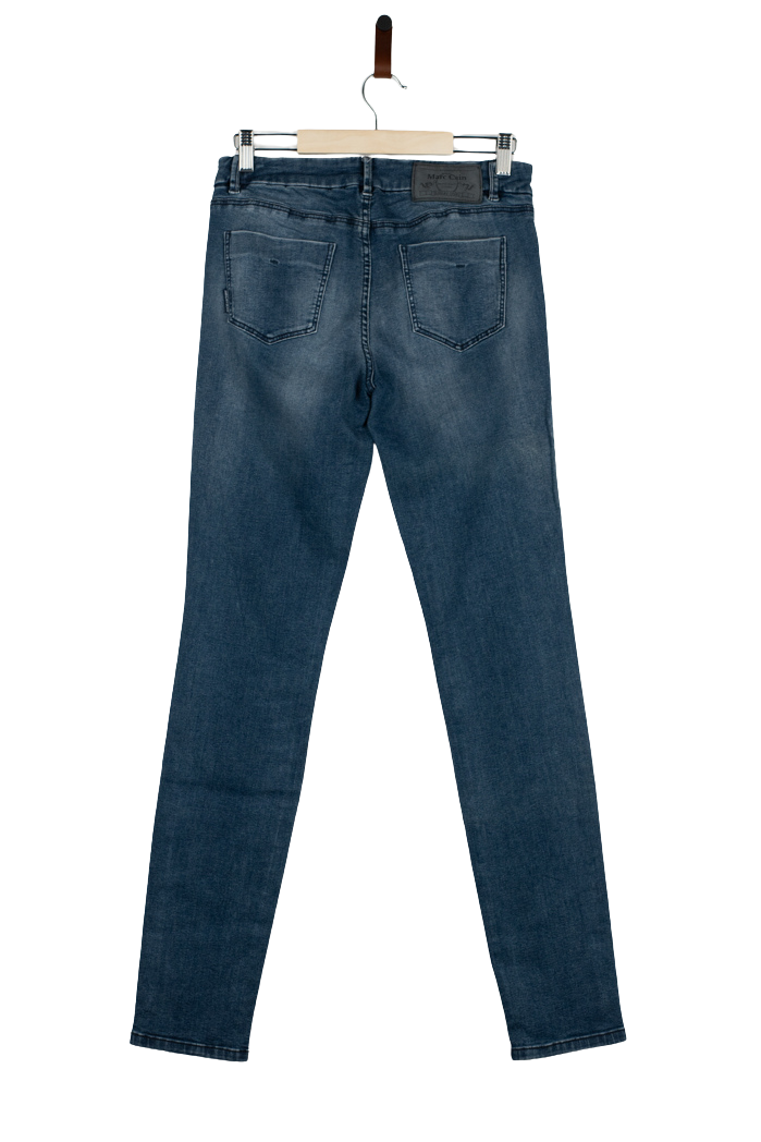 44403f7383018f10933ff69f91775020.png